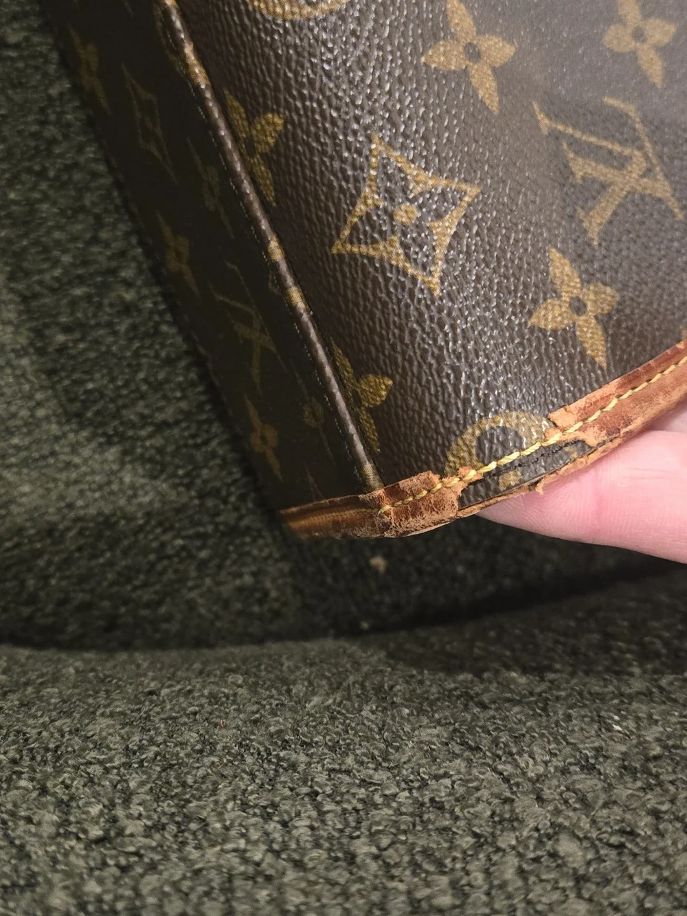 Louis Vuitton classic vintage